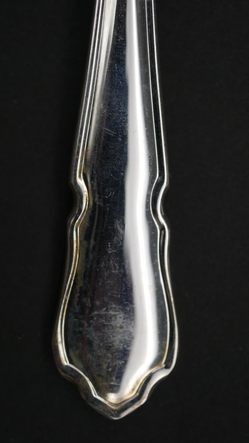 A cased silver plated cutlery canteen, eleven pieces for twelve settings, marked EPNS A1 Sheffield - Image 5 of 7