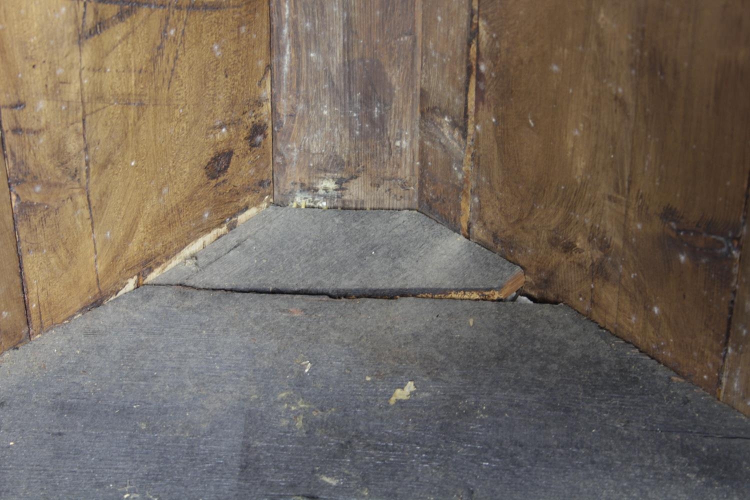 A Georgian country oak corner cupboard with panel door enclosing shaped shelves. H.117 W.81 D.41cm - Image 3 of 10