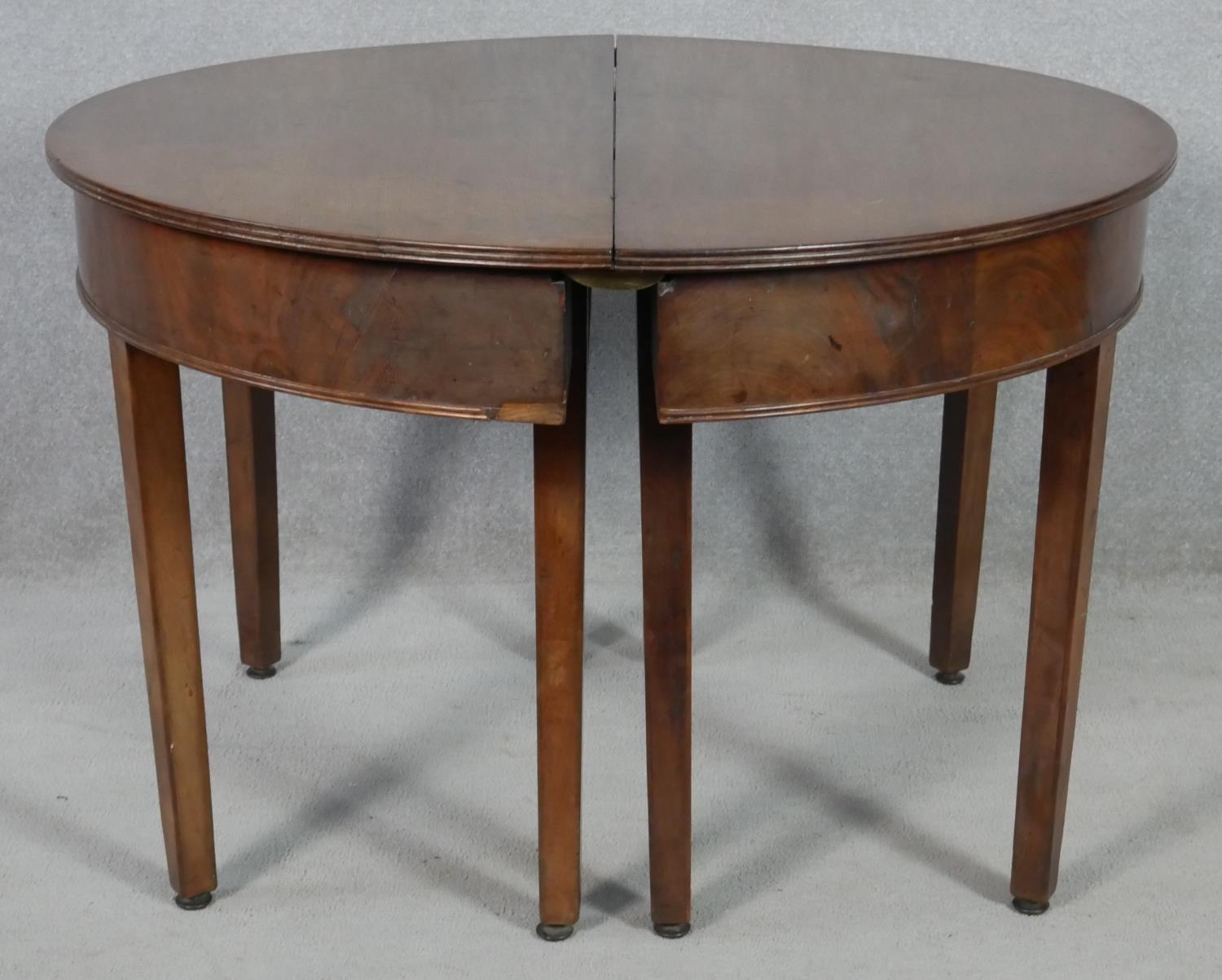 A Georgian mahogany dining table with two D-ends to form a circular table (it comes with original - Image 4 of 8
