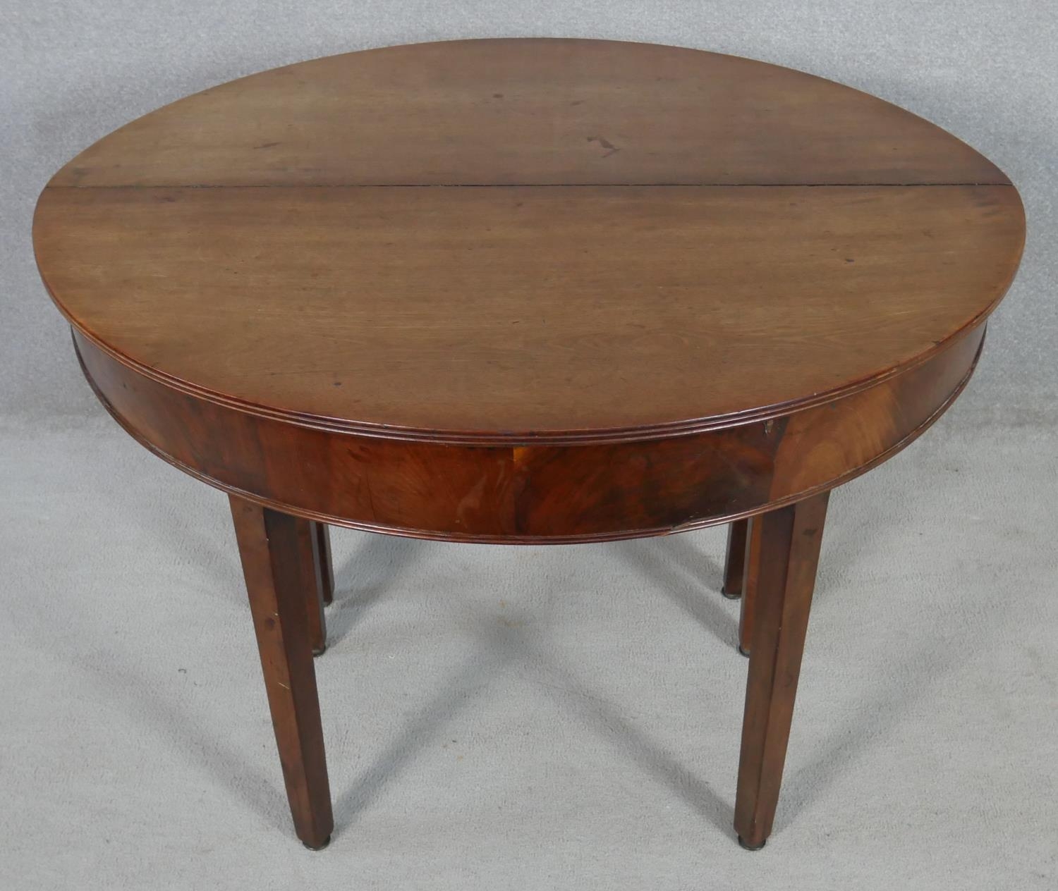 A Georgian mahogany dining table with two D-ends to form a circular table (it comes with original - Image 3 of 8