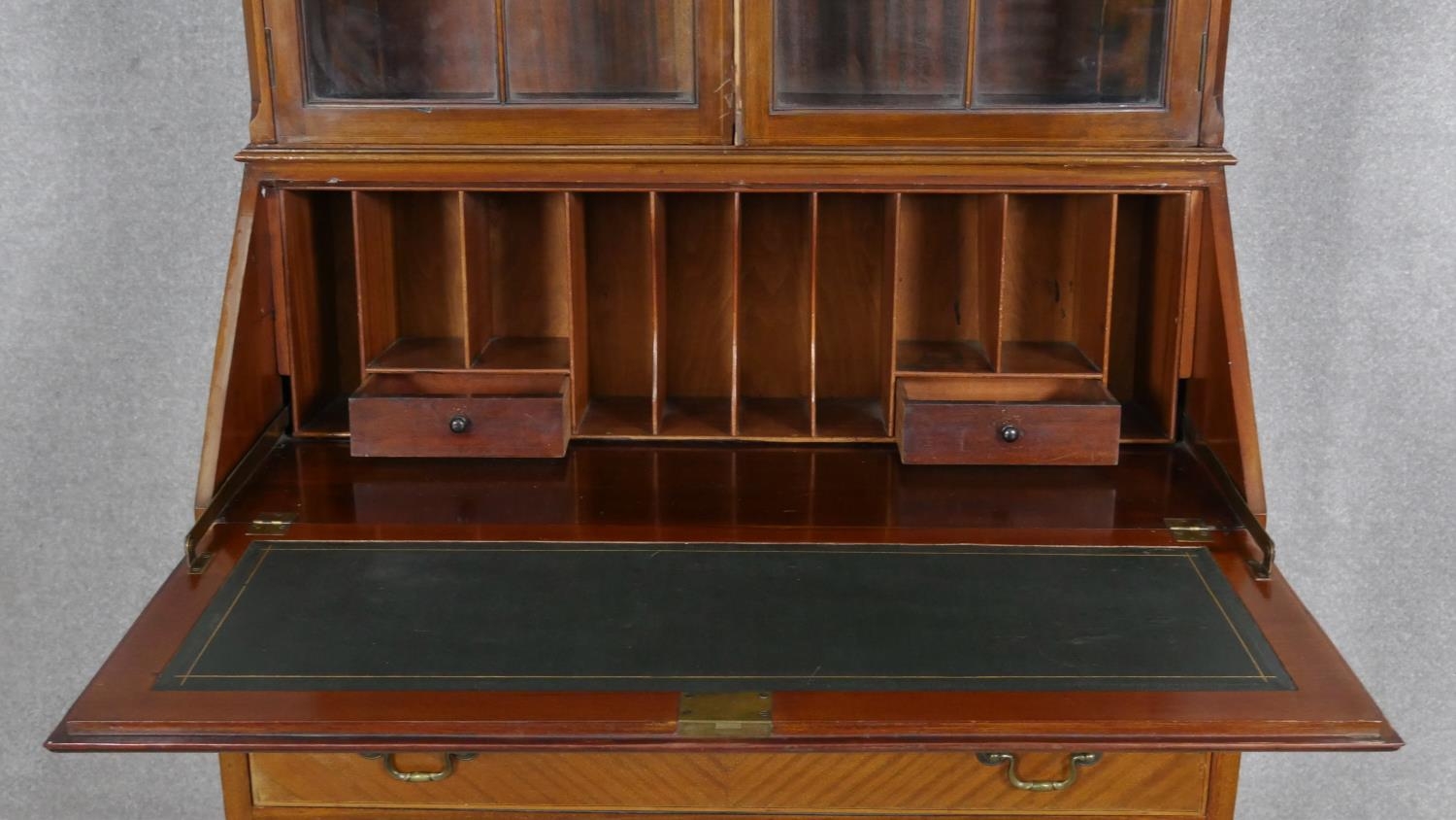 An Edwardian mahogany bureau bookcase with satinwood swag and urn inlay to the fall front raised - Image 4 of 5