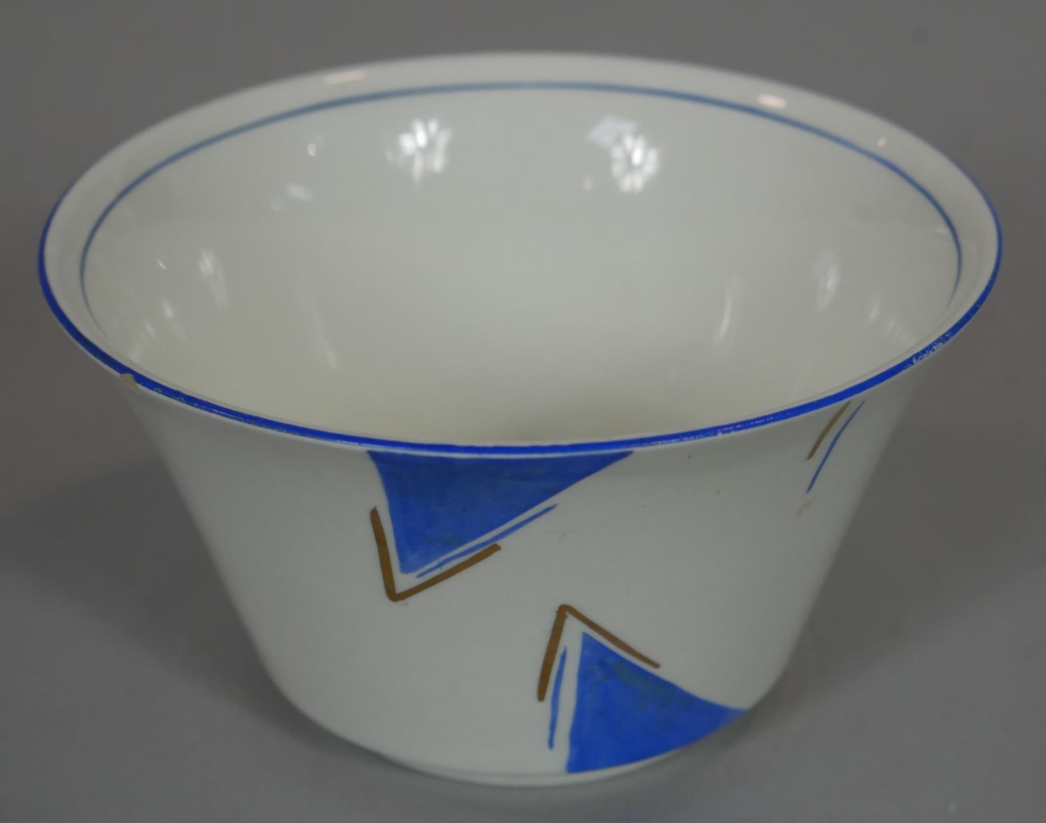 A hand decorated Art Deco part dinner service to include twelve plates, marked 'Cumberland' C J - Image 8 of 12