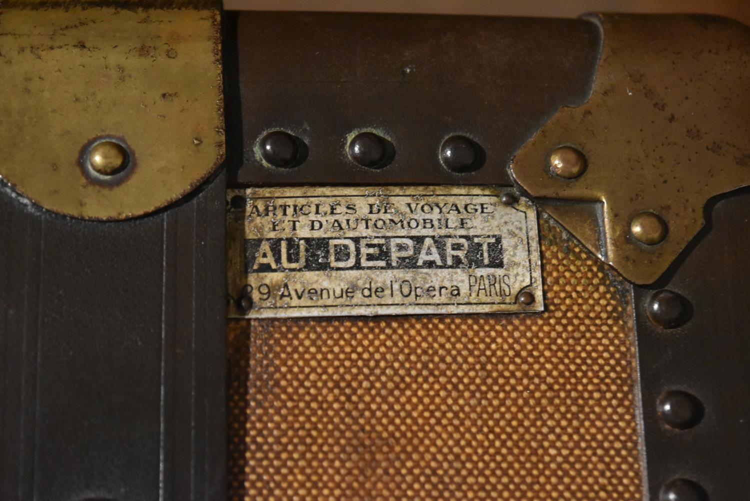 An early 20th century leather bound travelling compactum by Au Depart of Paris fitted with hanging - Image 7 of 13