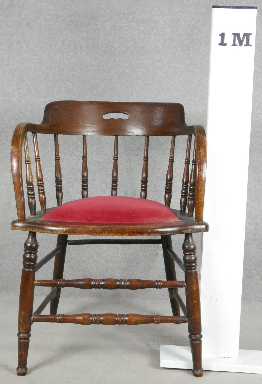 A late 19th century oak captain's desk chair with spindle back on stretchered supports. H.76cm - Image 5 of 5