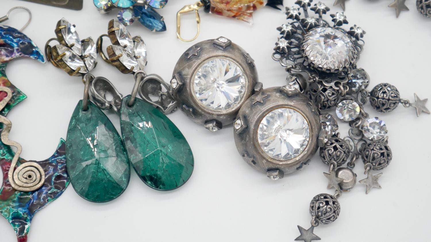 A collection of nine pairs of costume and statement earrings. Including two pairs of crystal set - Image 4 of 7