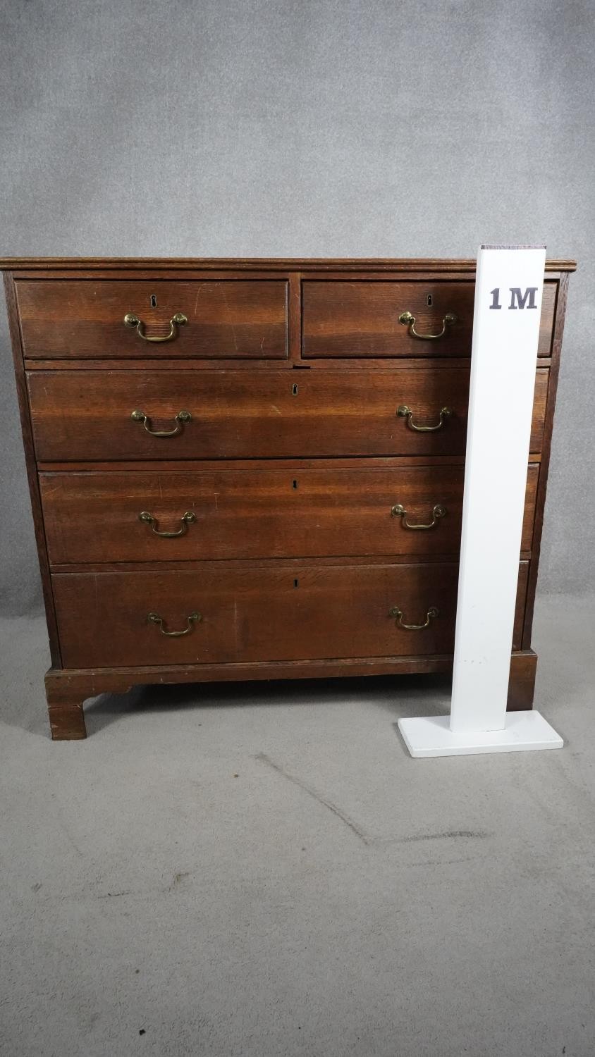 A Georgian mahogany chest of drawers with reeded moulded top above two short and three long - Image 5 of 5