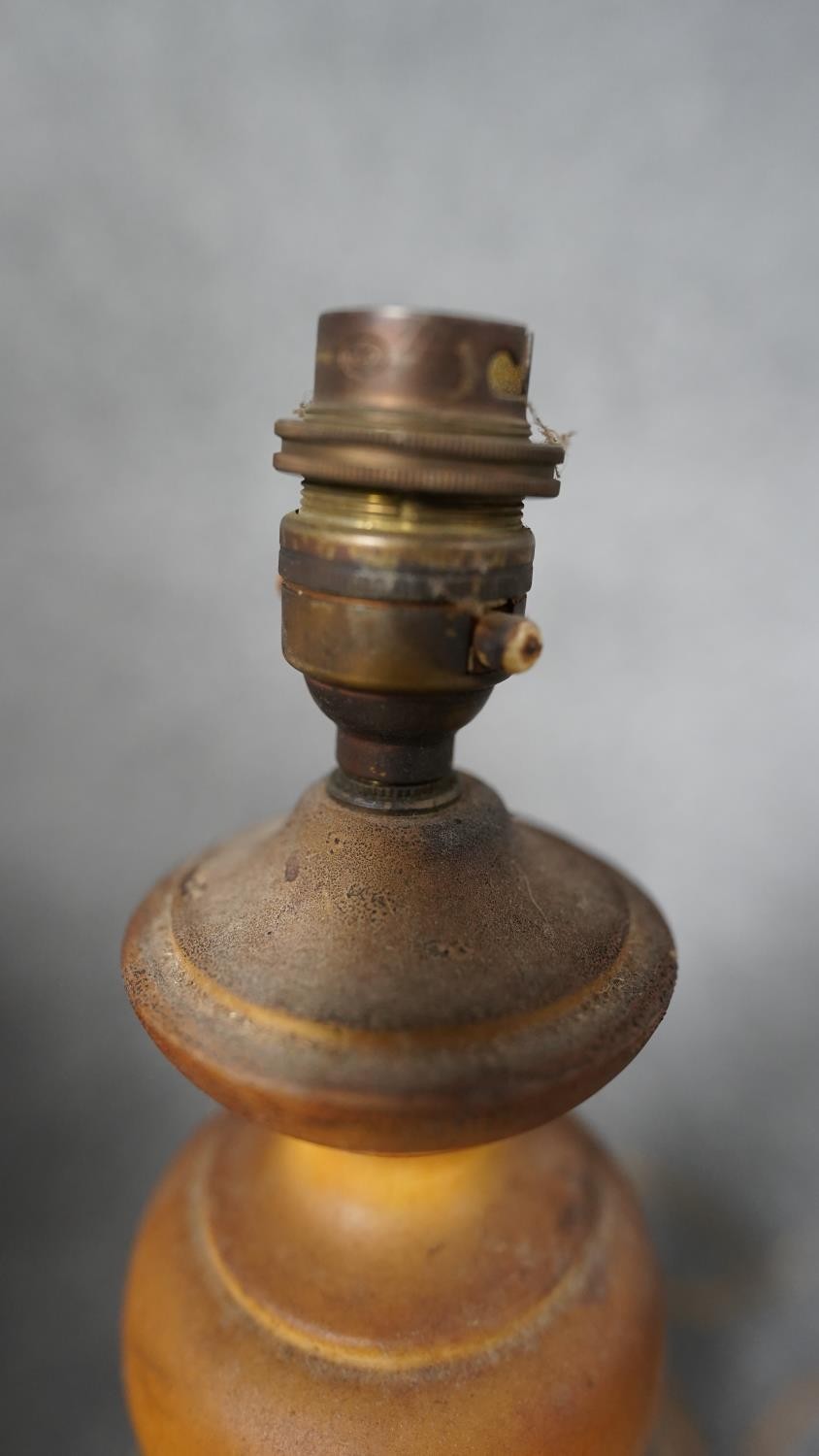 An antique marble and gilt metal table along with a brass twin handled table lamp on four lion paw - Image 5 of 12