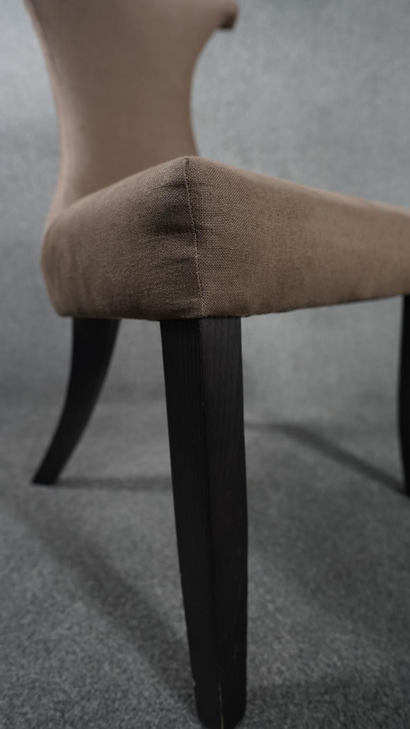 A William Yeoward upholstered side chair with waisted shaped back raised on square tapering - Image 5 of 6