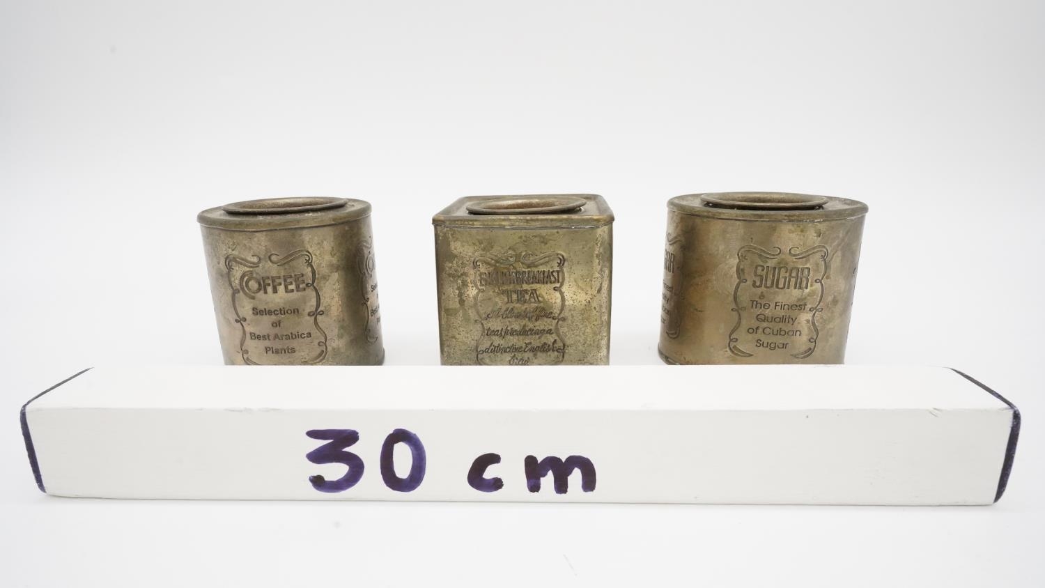A set of three silver plated loose tea tins. Each with impressed written description. H.88 W.8.8 D. - Image 5 of 5