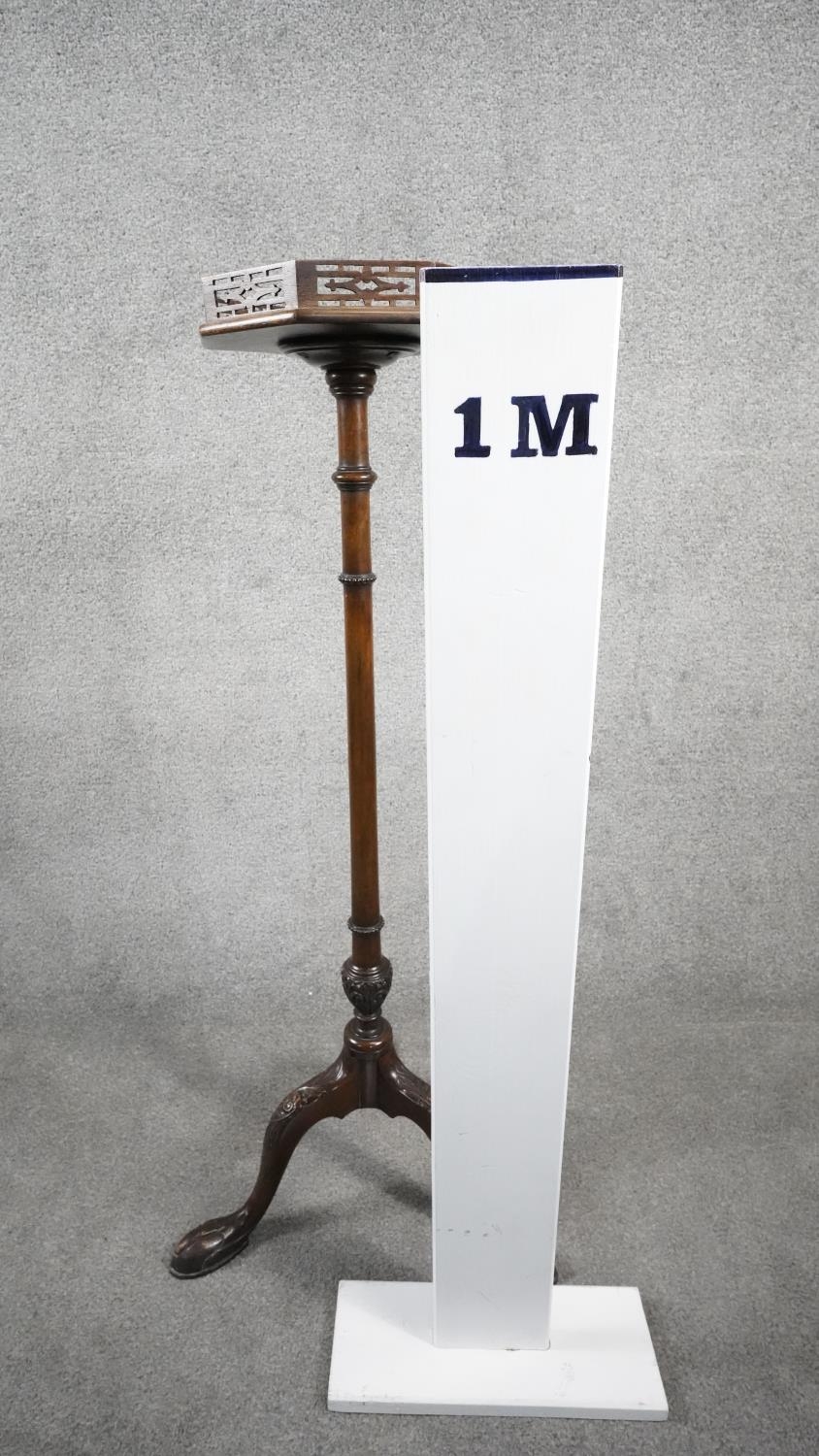 A late 19th century mahogany urn stand with pierced galleried top on carved pedestal with tripod - Image 7 of 7