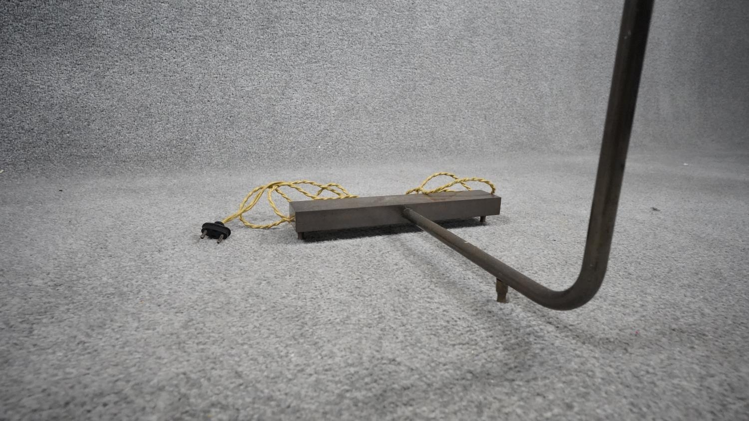 A Mid Century Cedric Hartman style 1UWV bronze effect floor lamp. The bronze triangular shade has - Image 5 of 7