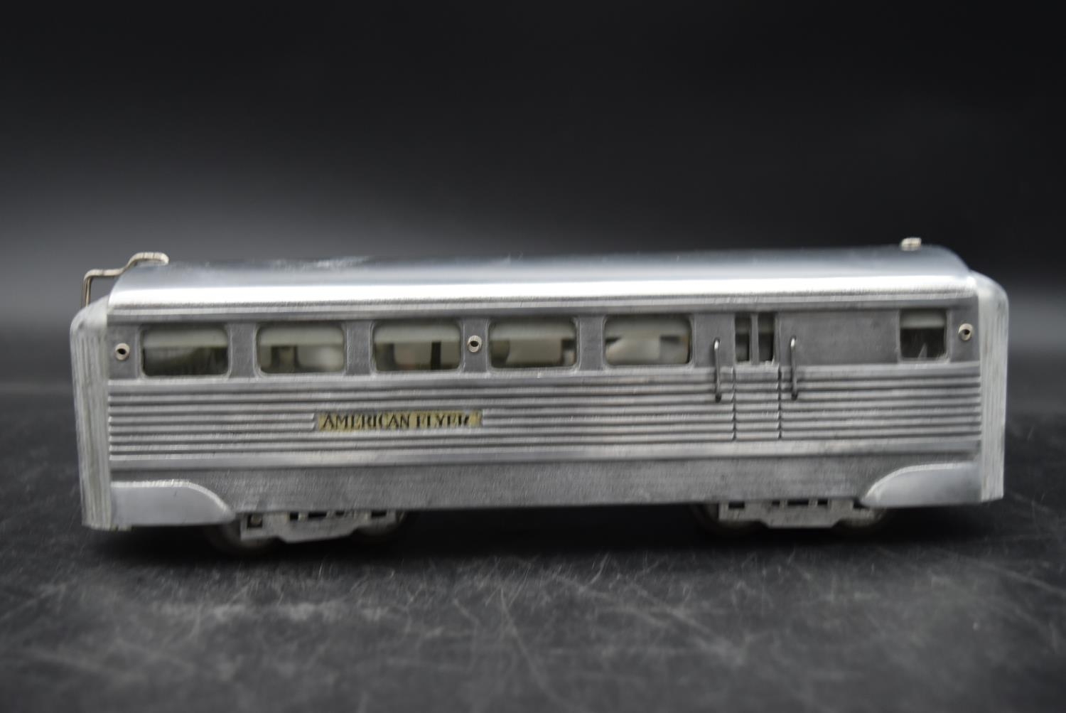 An American Flyer narrow gauge electric Burlington Zephyr locomotive and coach set with patent stamp - Image 3 of 15