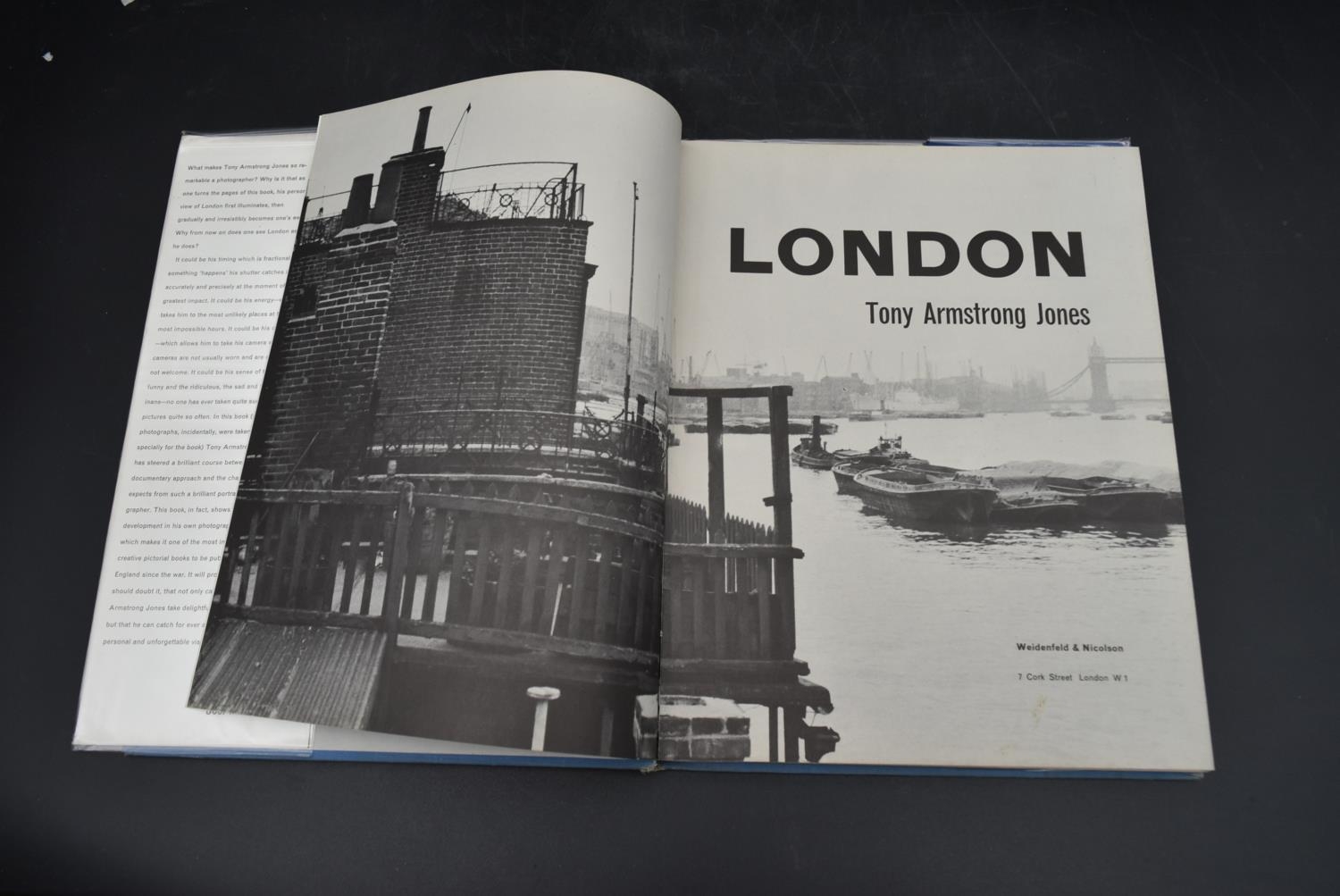 A collection of five hard back books about London. Including: London by Tony Armstrong Jones, - Image 8 of 15