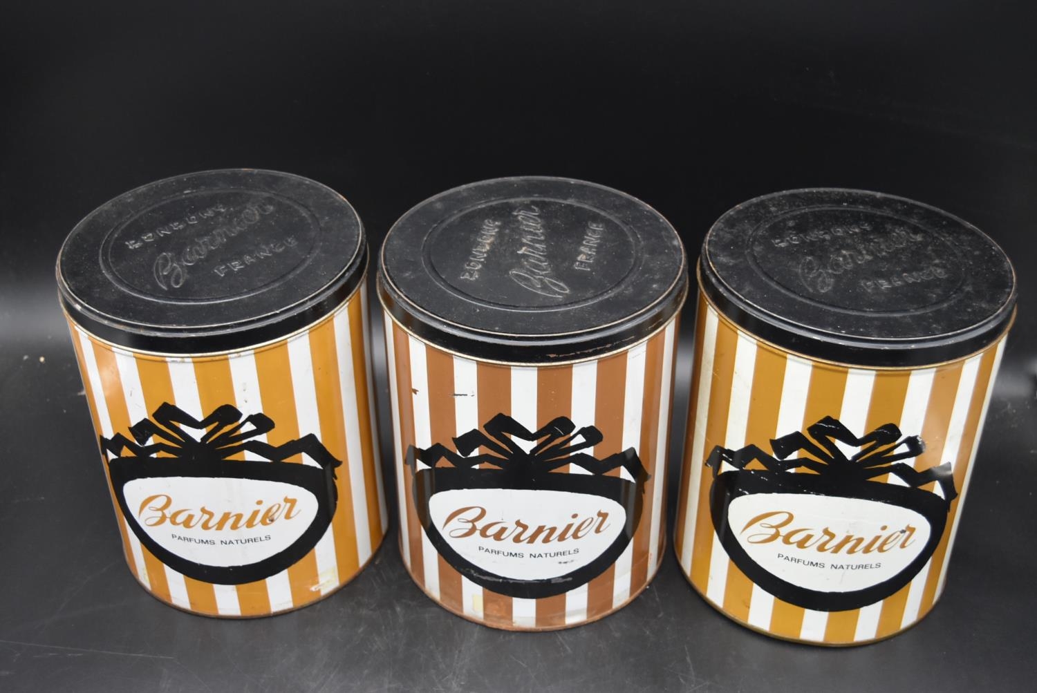 A set of three vintage sweet tins embossed with Bonbons Barnier France to the lids. H.25 Dia.20cm ( - Image 2 of 6