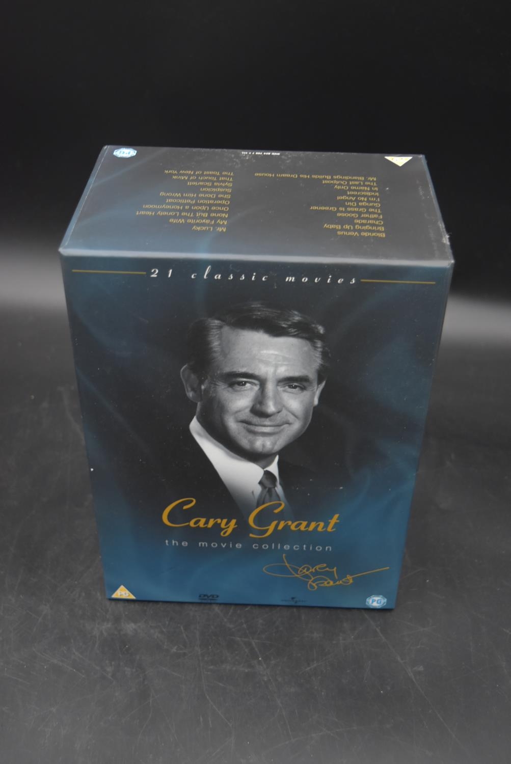 The boxed Cary Grant movie collection along with other dvd's. H.28 W.18 D.13cm (10) - Image 3 of 11