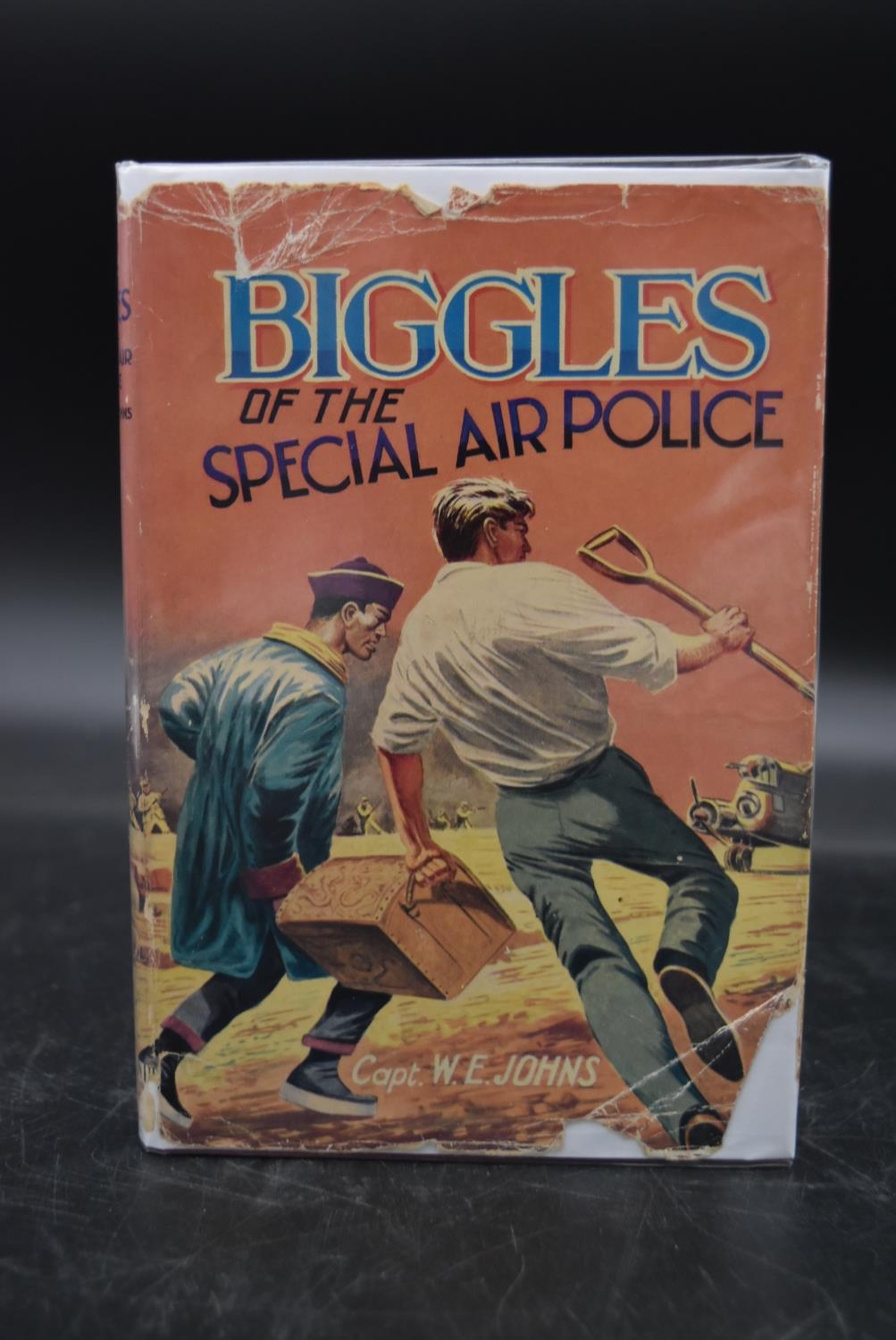 A collection of four first edition Biggles novels. H.20 W.13cm (4) - Image 10 of 15