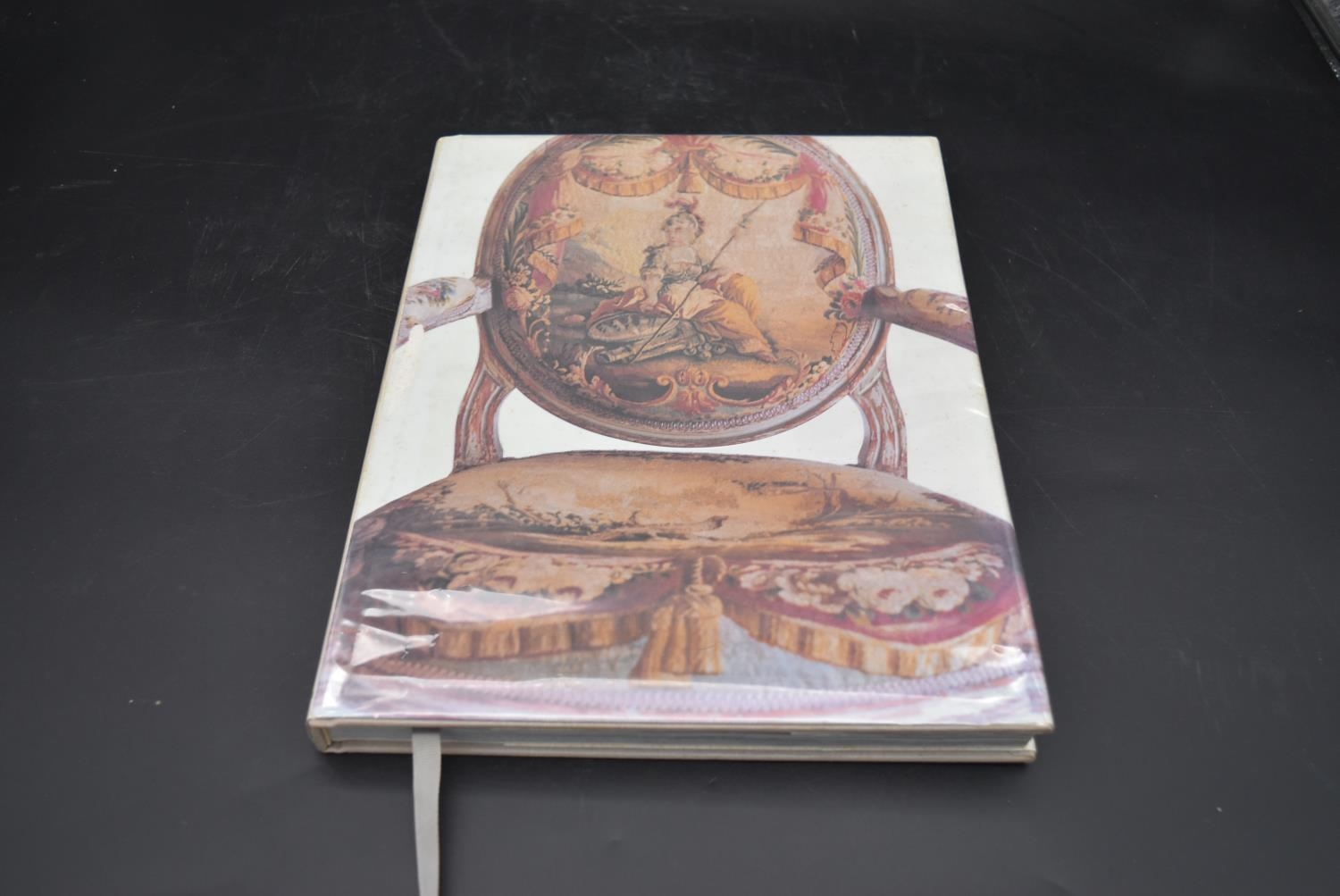 A collection of Antique and Art catalogues. Including a Sotheby's Damien Hirst Beautiful Inside Head - Image 25 of 28