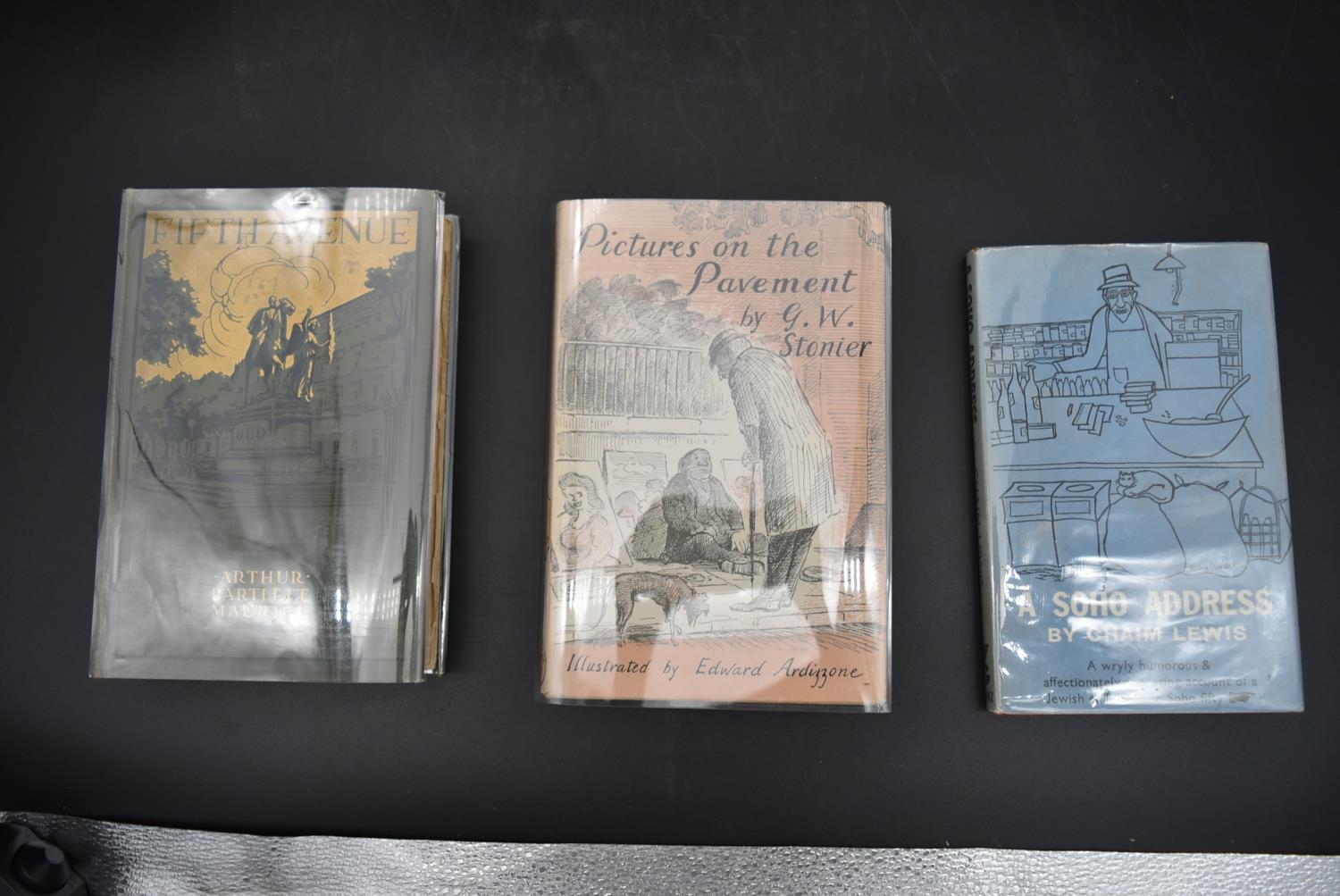 A miscellaneous collection of hardback novels from the 1950's, various authors and titles. H.22 W. - Image 11 of 27
