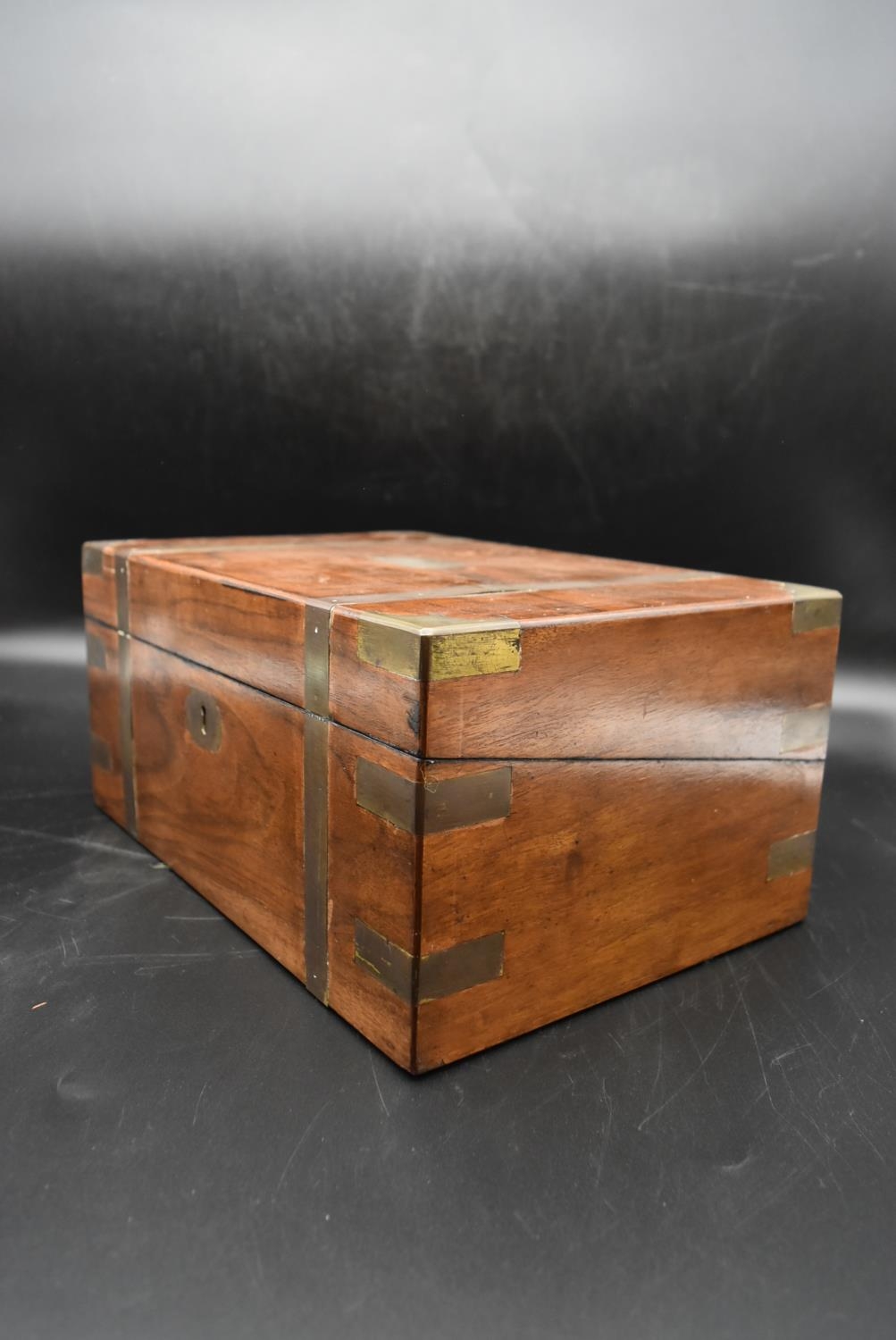 A mid 19th century walnut and brass bound writing slope, fitted interior with single glass inkwell - Image 7 of 9