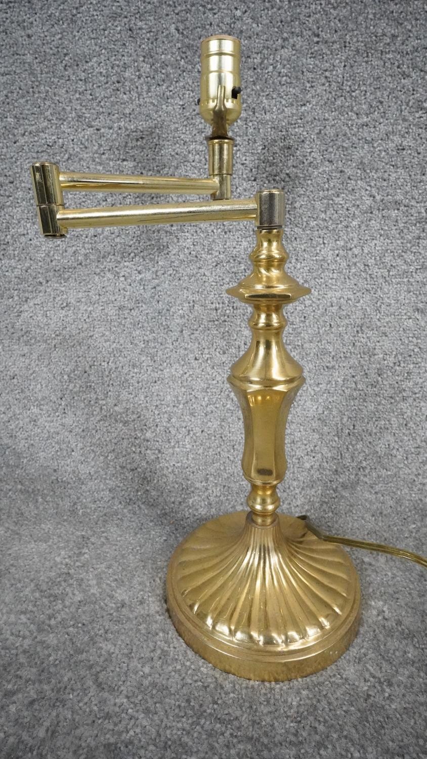 A brass desk lamp with adjustable articulated arm. H.44 - Image 3 of 5