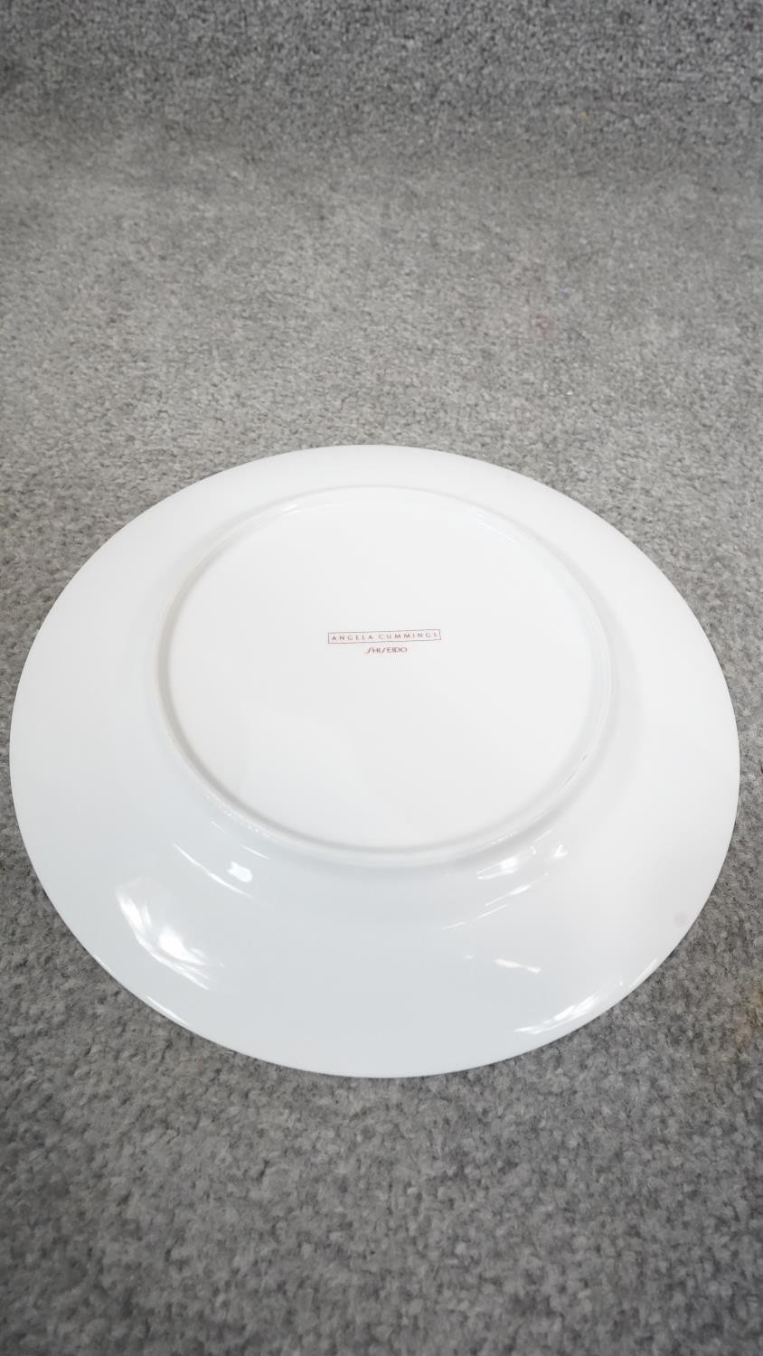 A Shiseido design Angela Cummings dinner plate along with three glazed ceramic dishes with quartered - Image 7 of 8