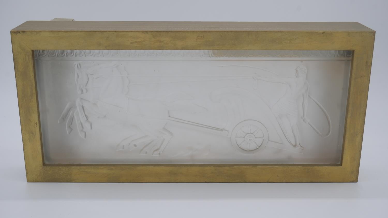 A gilt wooden framed light with a frosted glass relief plaque with a Roman charioteer and horses - Image 4 of 7