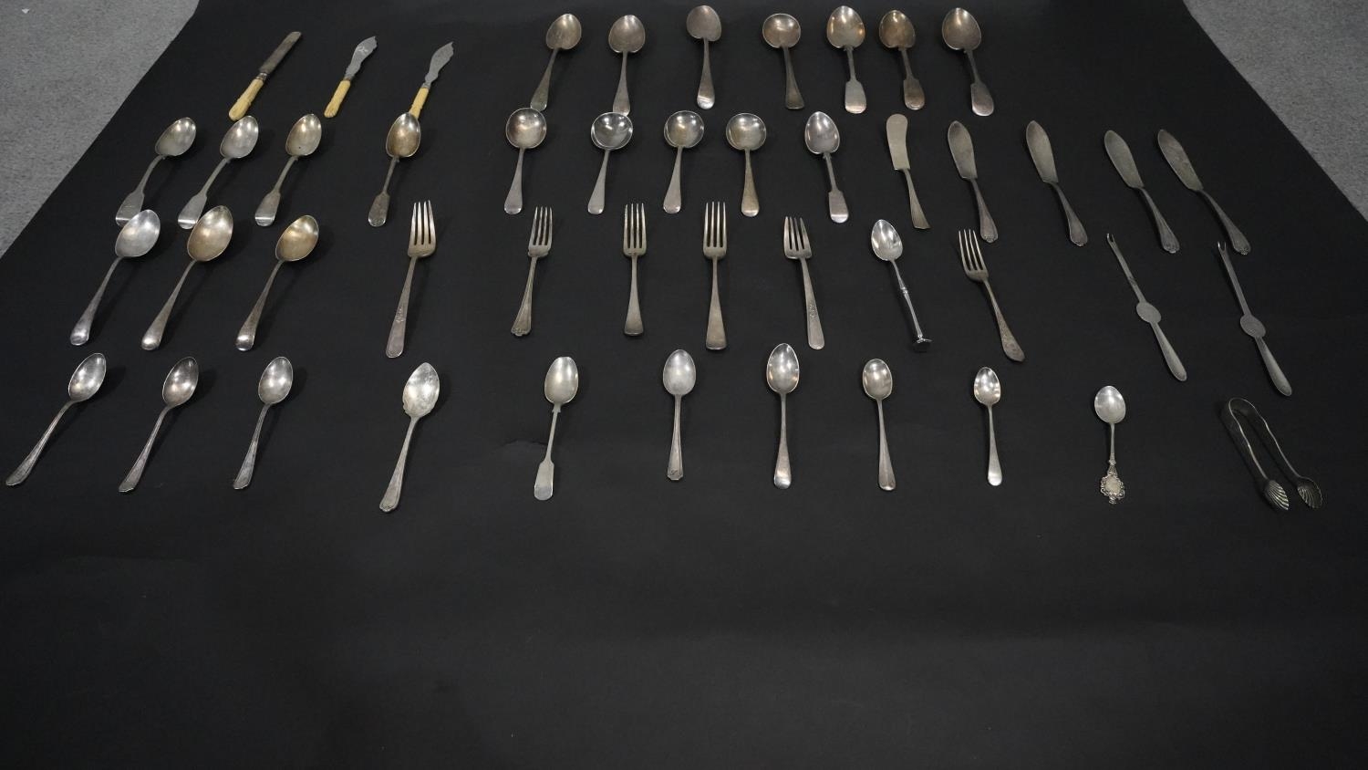 A collection of forty eight pieces of miscellaneous silver and silver plate cutlery. Including three - Image 2 of 24