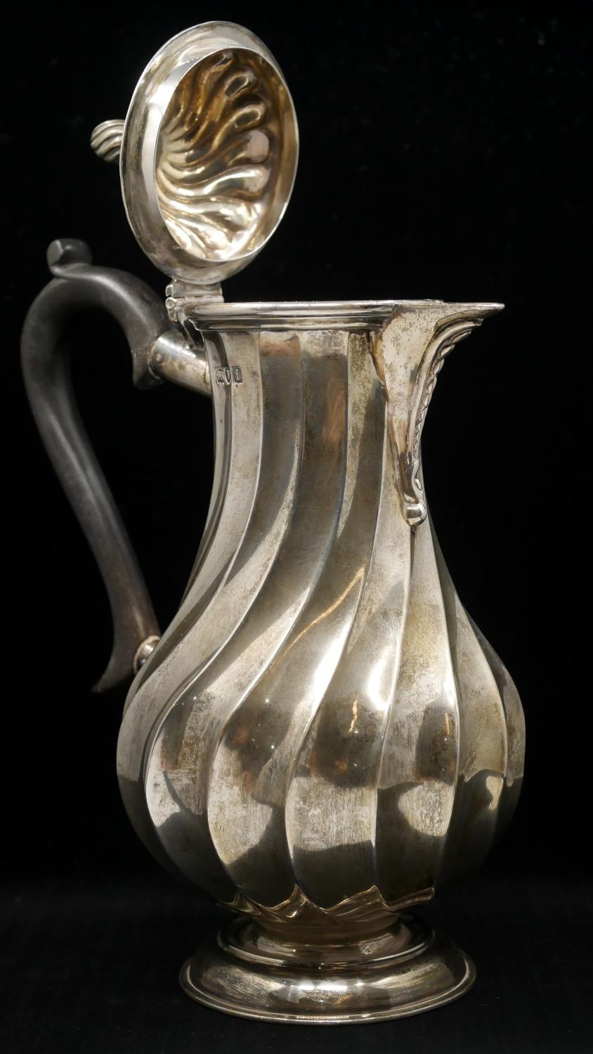 A Victorian sterling silver coffee pot with spiral design and ebony handle. Hallmarked: JBC for - Image 2 of 7