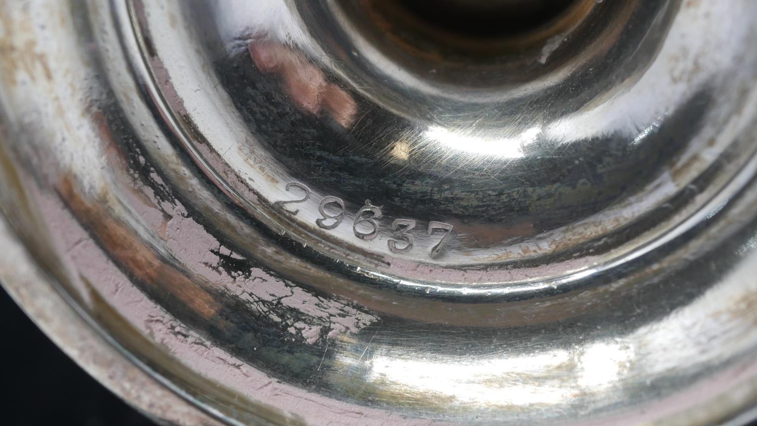 A Victorian sterling silver milk jug with beaded detailing to the edges. Hallmarked: C& Co for - Image 5 of 6