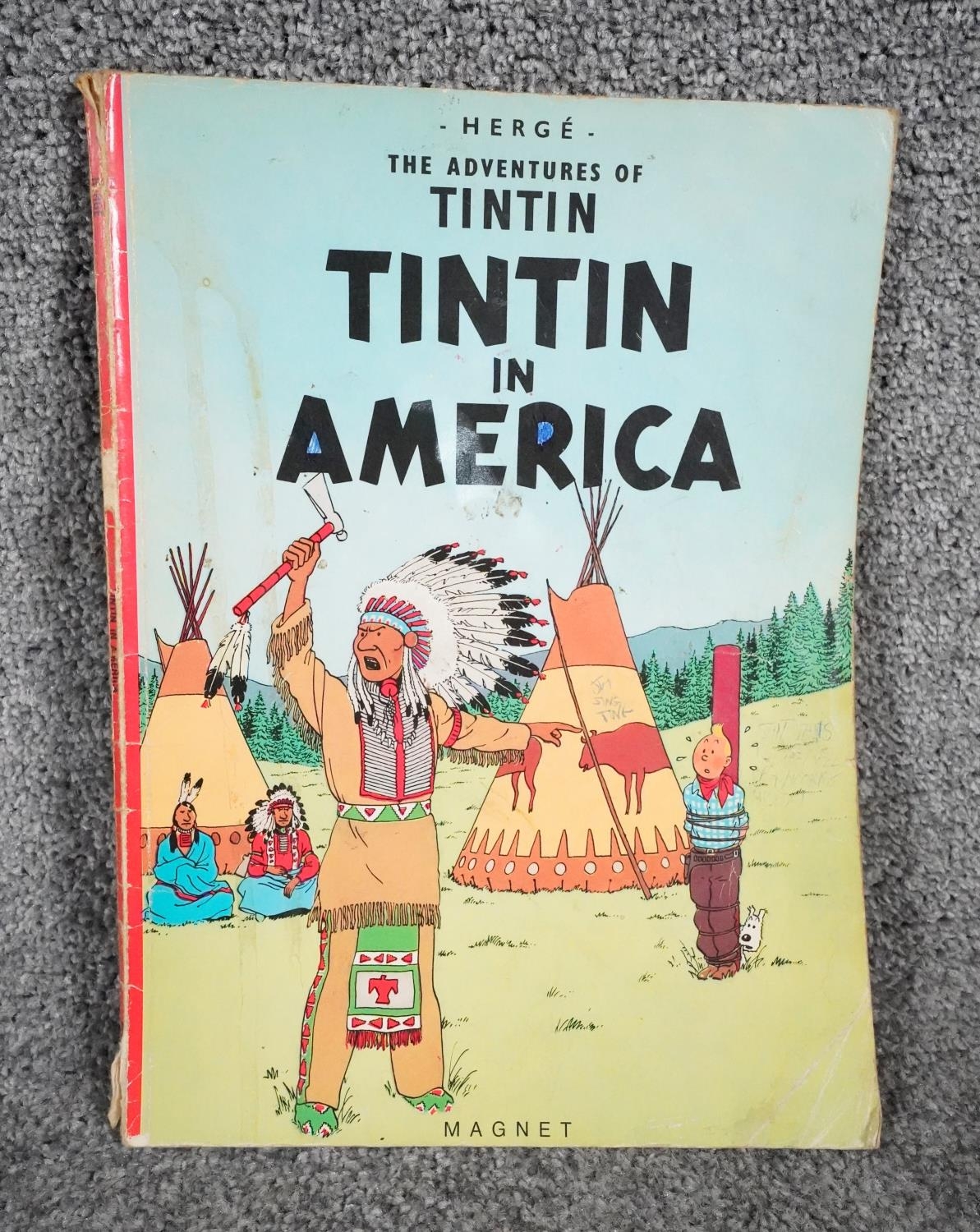 A collection of twelve vintage Tintin comics. H.31 W.23 - Image 9 of 24