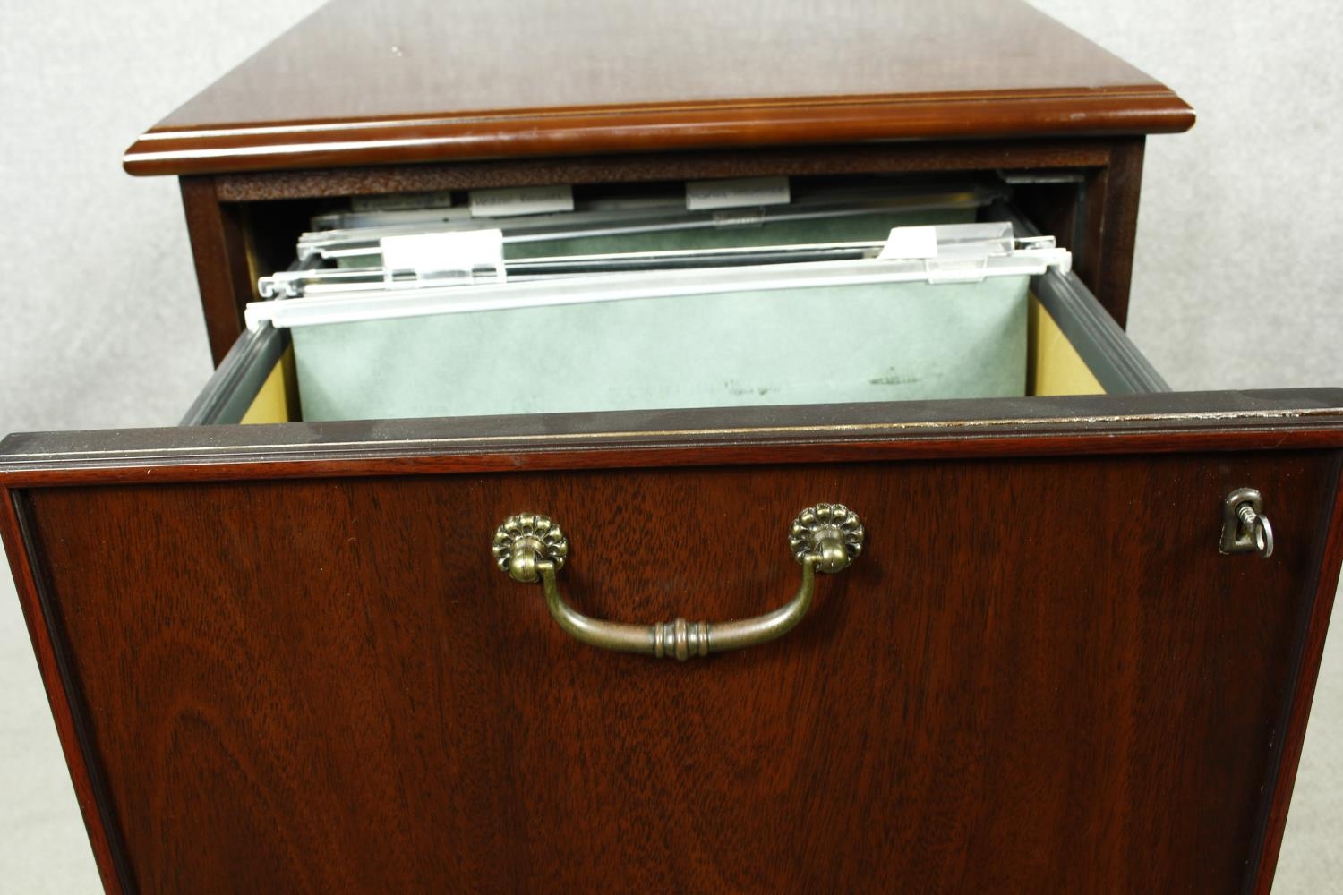 A Georgian style mahogany two drawer locking filing cabinet. H.76 W.52 D.60 - Image 5 of 10