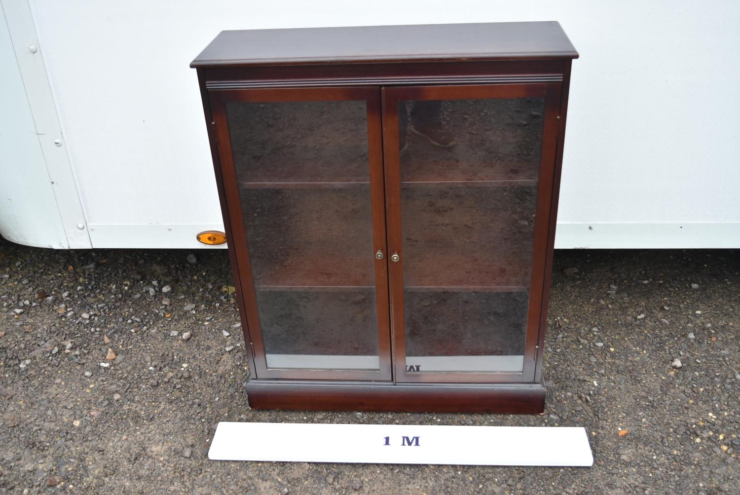 A mahogany glazed floor standing bookcase. - Image 3 of 3