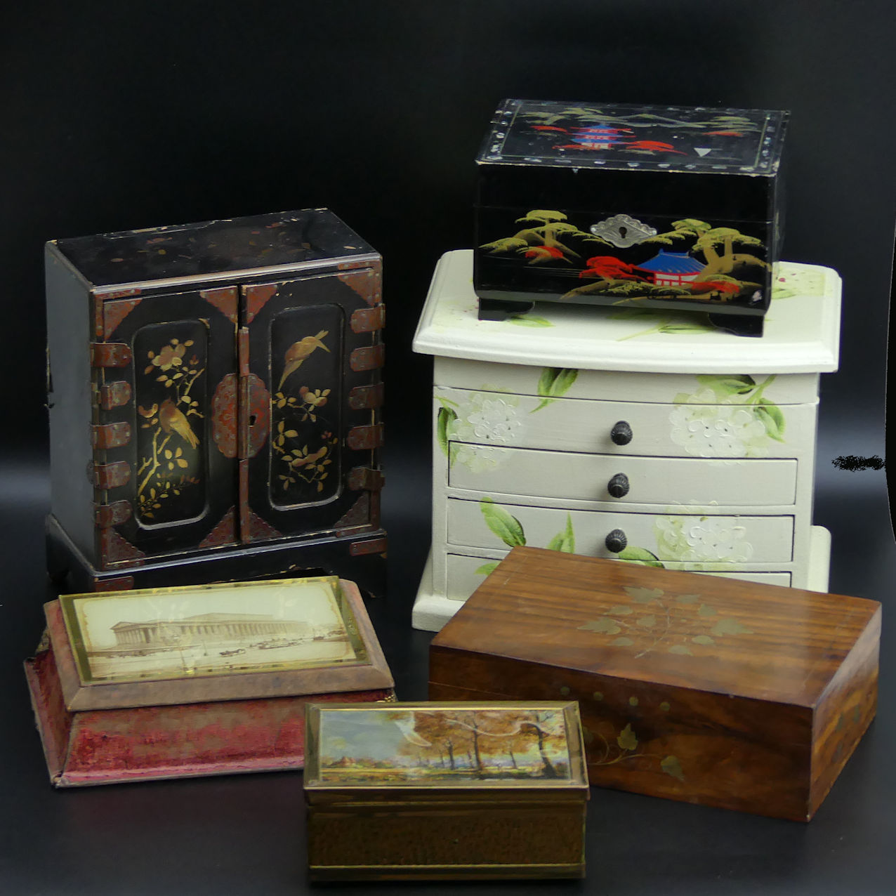 A collection of jewellery and other boxes, Victorian and later. UK Postage £25.