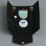 Eton Manor Lodge 8438 silver Masonic jewel, a pair of cufflinks and a tie pin. UK Postage £15.