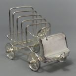 Novelty silver plated toast rack in the form of a vintage car. 12.5 cm high x 16 cm long. UK Postage