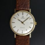 Vintage gents 9 carat gold Omega, manual wind 17 jewel movement wristwatch. Serial number