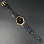 Bueche-Girod vintage 9 carat gold manual wind 17 jewel movement watch, London 1973. 35 mm x 35 mm (