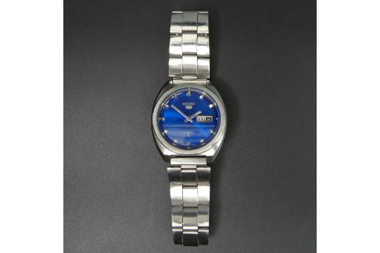 Seiko automatic stainless steel date adjust 6119-8273 watch. 39 mm  diameter. UK Postage £12.