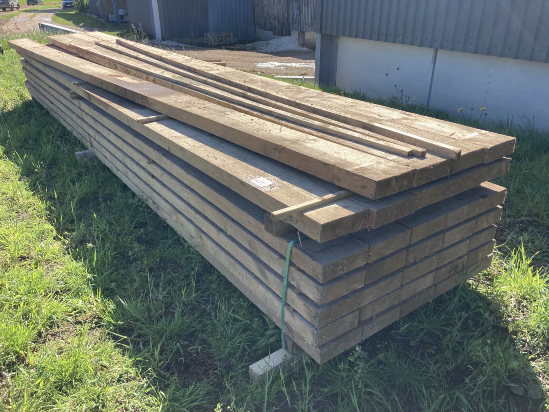 TIMBER PURLINS 3'' X 9'' AND 6M LONG - 34 APPROX AND SOLD PER LENGTH