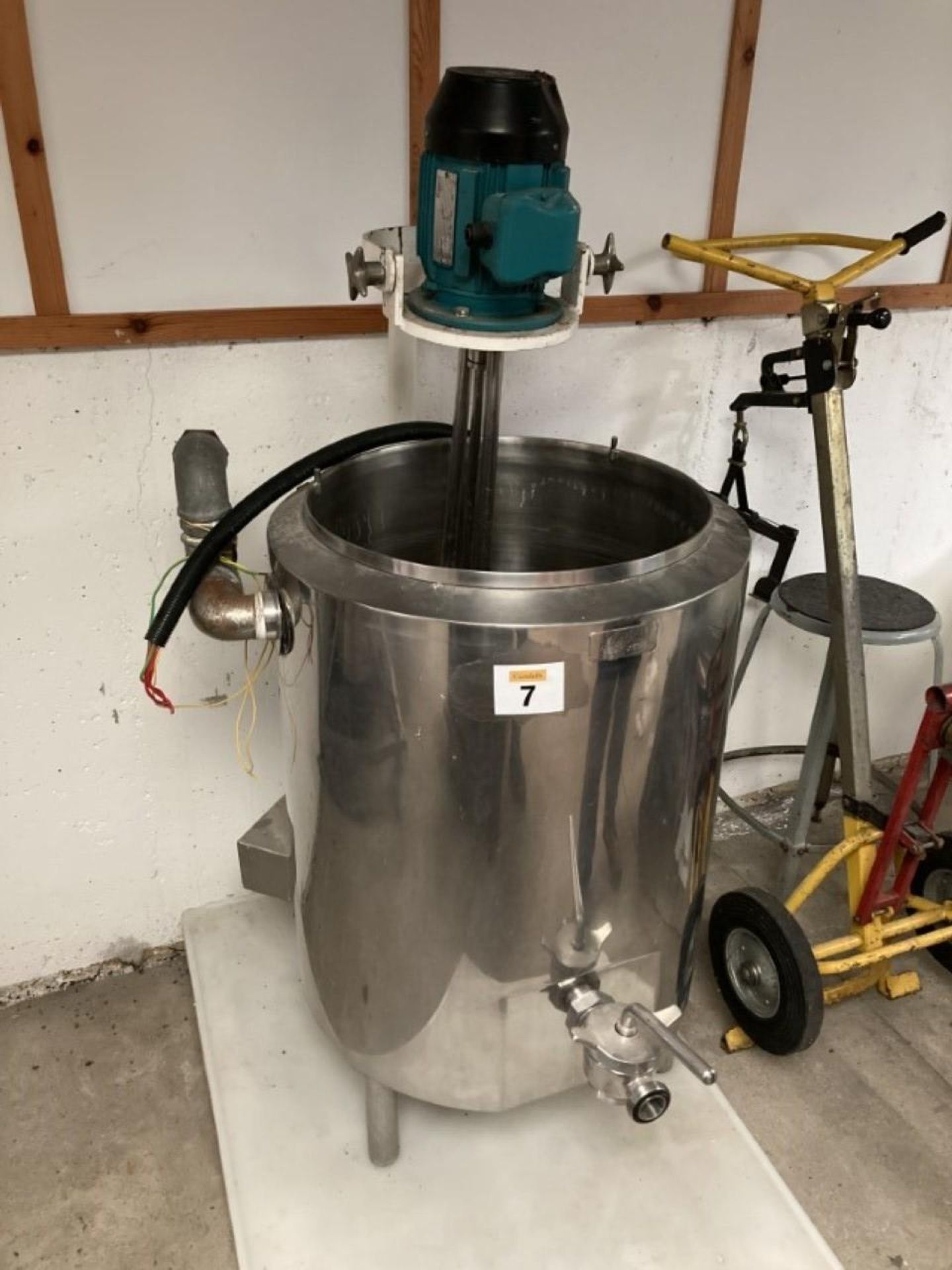 STAINLESS STEEL ICE CREAM MAKING MACHINE