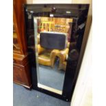 A LARGE MODERN MIRRORED RECTANGULAR WALL MIRROR 160 X 80 CM