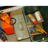 A METAL TOOLBOX PLUS CONTENTS, CASED DRILL ETC