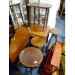 A SELECTION OF OCCASIONAL TABLES AND STANDS TO INCLUDE ONE WITH MOTHER OF PEARL INLAY (7)