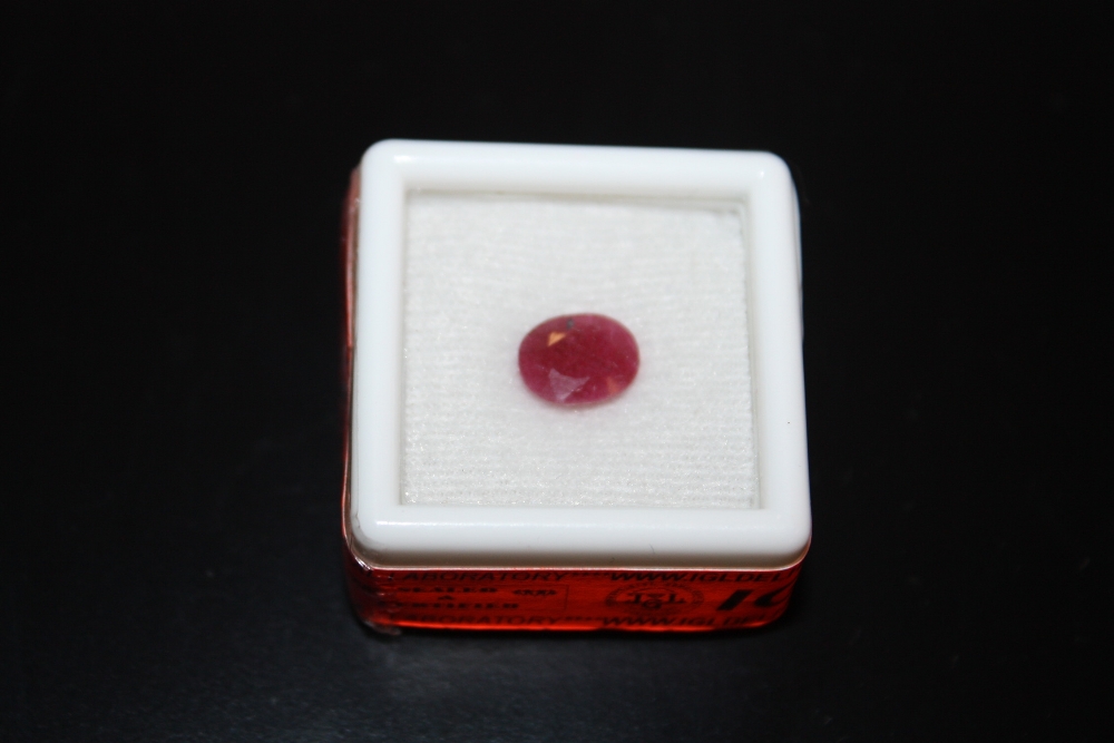 AN IGL CERTIFIED 2.16CT RUBY