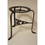 AN ARTS AND CRAFTS STYLER TRIVET STAND