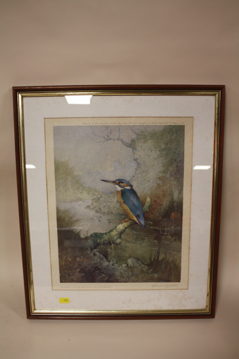 A FRAMED AND GLAZED LIMITED EDITION COLOUR PRINT OF A KINGFISHER SIGNED S BENINGFIELD LOWER RIGHT, - Image 2 of 4