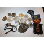 A COLLECTION OF MEDALLIONS, TURQUOISE SET MESH PURSE, MILITARY PATCHES ETC.