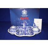 A BOXED SPODE ITALIAN DESIGN STRAWBERRY SET