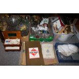 A LARGE QUANTITY OF HOUSEHOLD SUNDRIES TO INCLUDE GLASSWARE, JEWELLERY BOX ETC