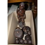 A BOX OF CARVED TREEN TO INCLUDE A TRIBAL STYLE FIGURE OF A MAN